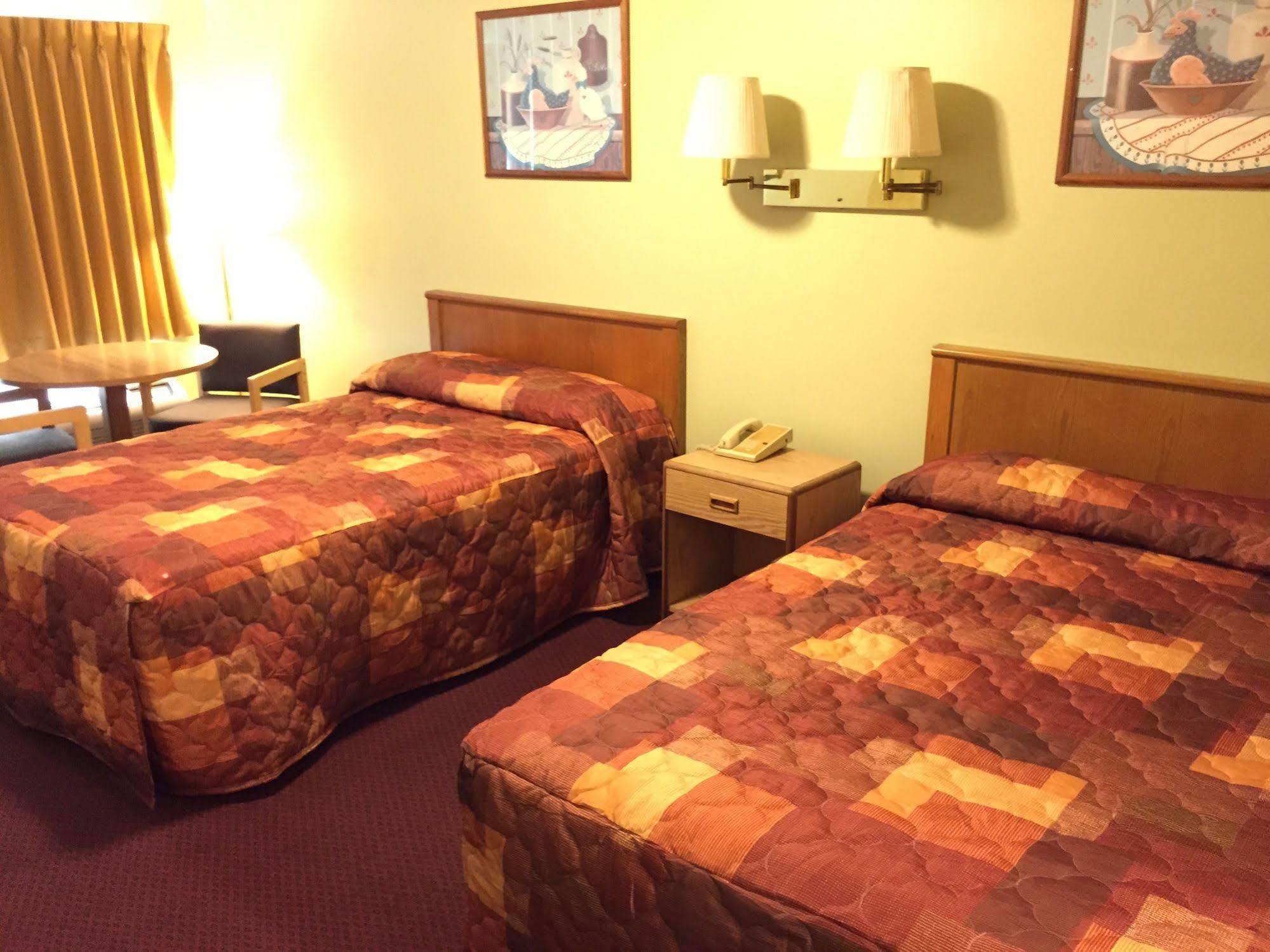 Sebring Inn מראה חיצוני תמונה