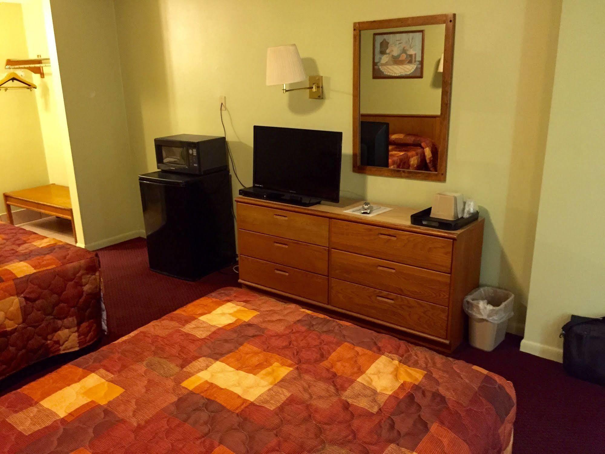 Sebring Inn מראה חיצוני תמונה