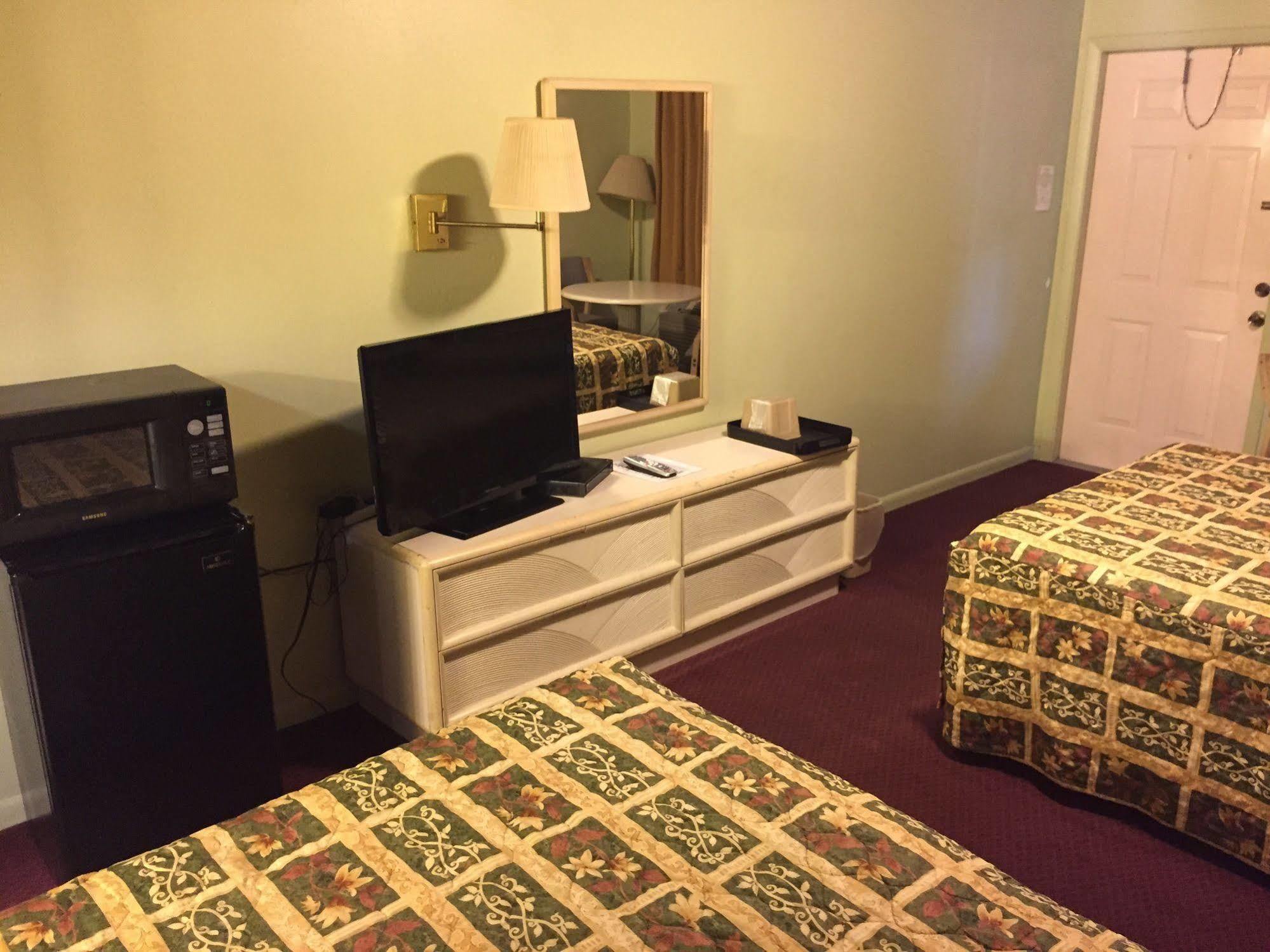 Sebring Inn מראה חיצוני תמונה
